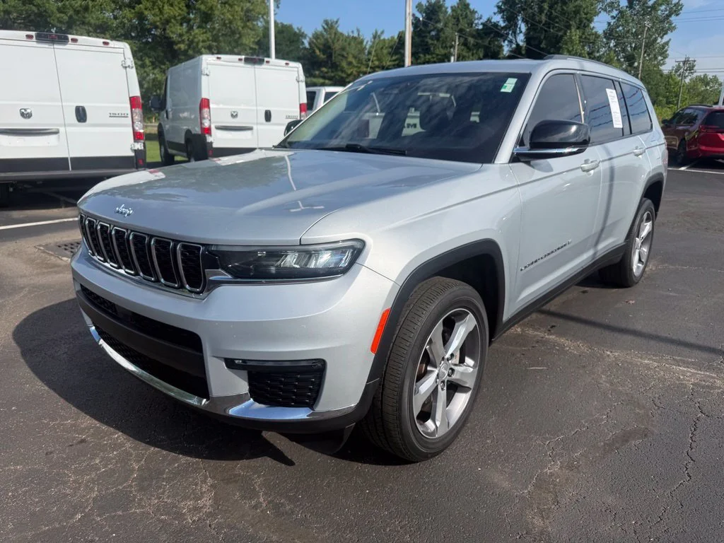 Certified Used 2021 Silver Zynith Jeep Limited image 8