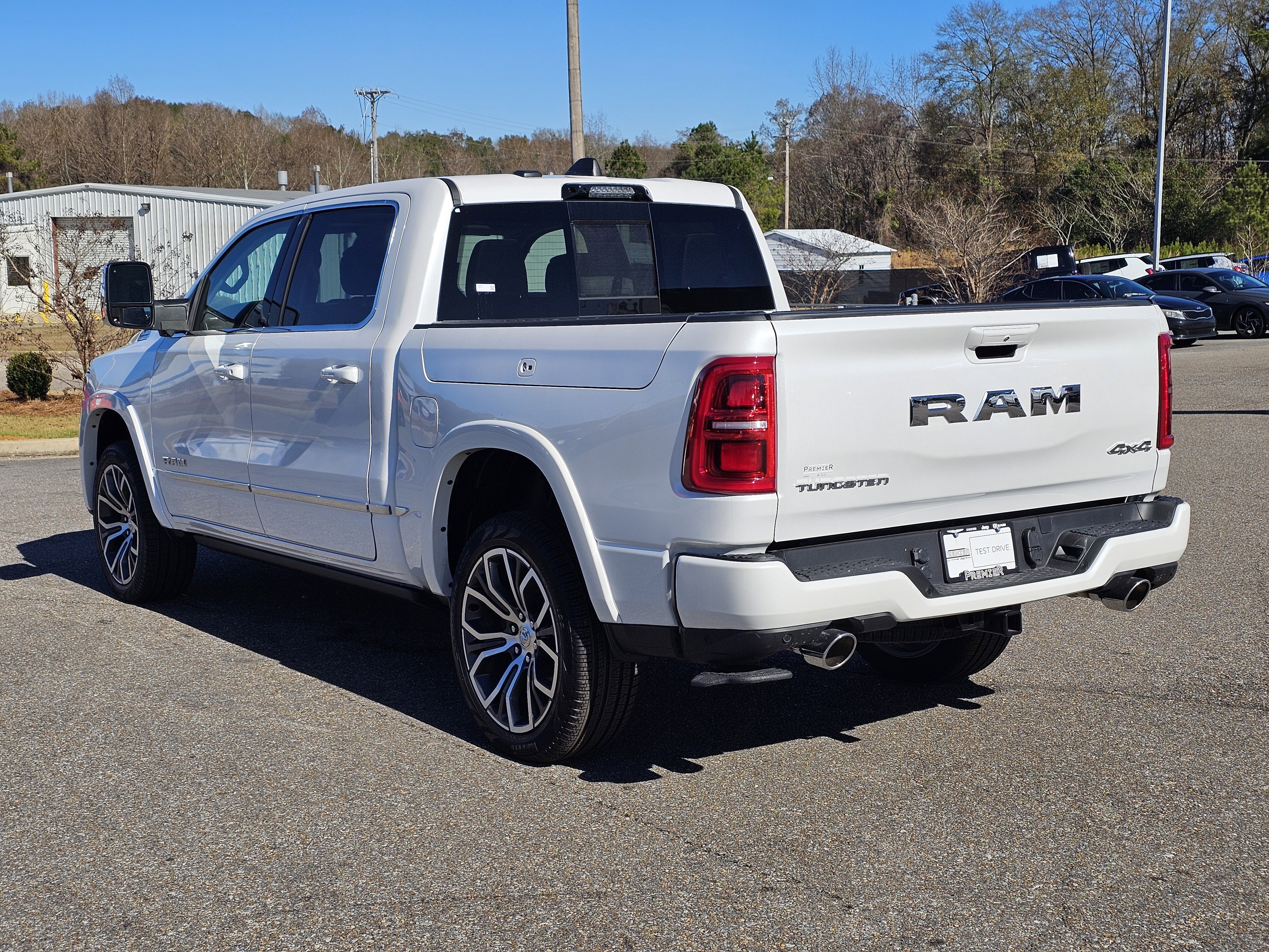 New 2025 Ivory White Tri-Coat Pearlcoat Ram Tungsten image 13
