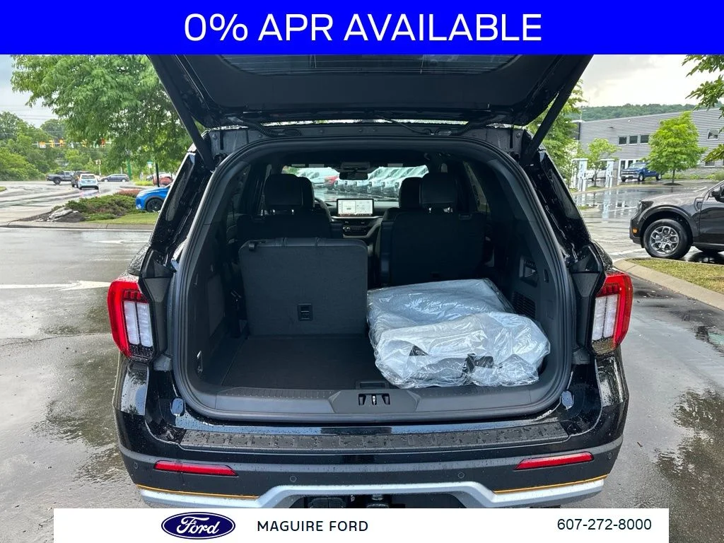 New 2026 Agate Black Metallic Ford Tremor® image 10