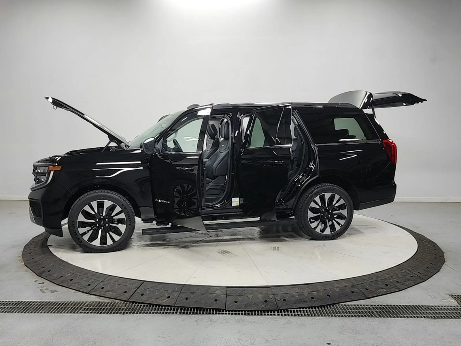 New 2026 Black Ford Platinum image 12