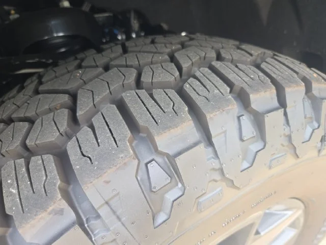 New 2027 Glacier Gray Metallic Tri-Coat Ford Tremor® image 66