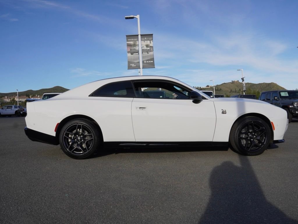 New 2026 White Knuckle Exterior Paint Dodge R/T Scat Pack image 2