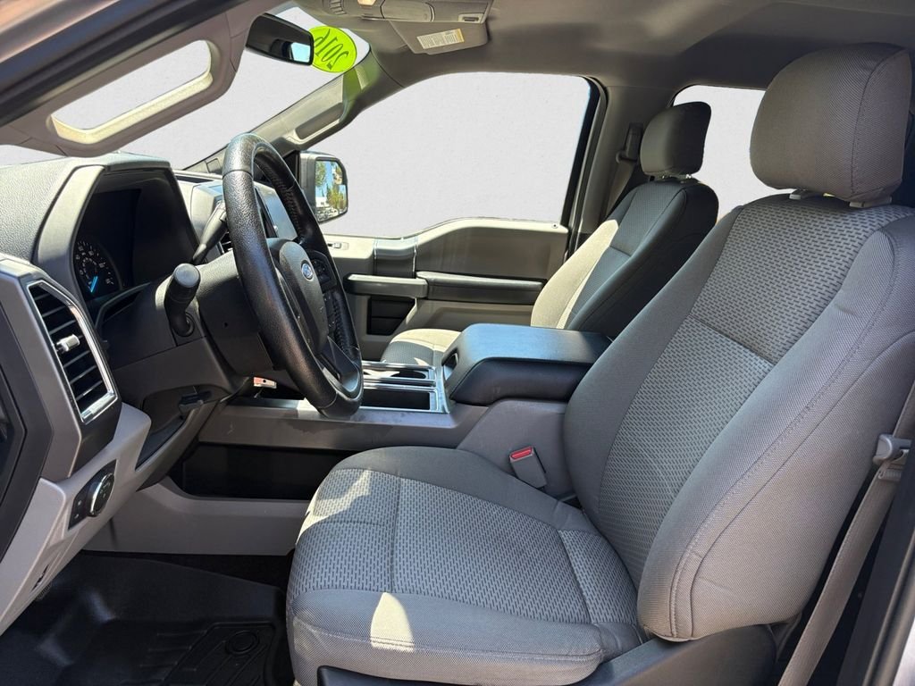 Used 2016 Silver Ford XLT image 7