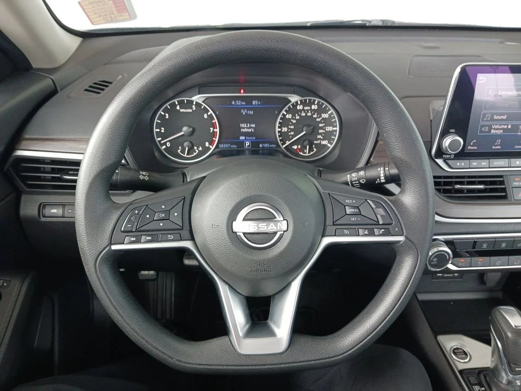 Used 2024 Black Nissan 2.5 SV image 17