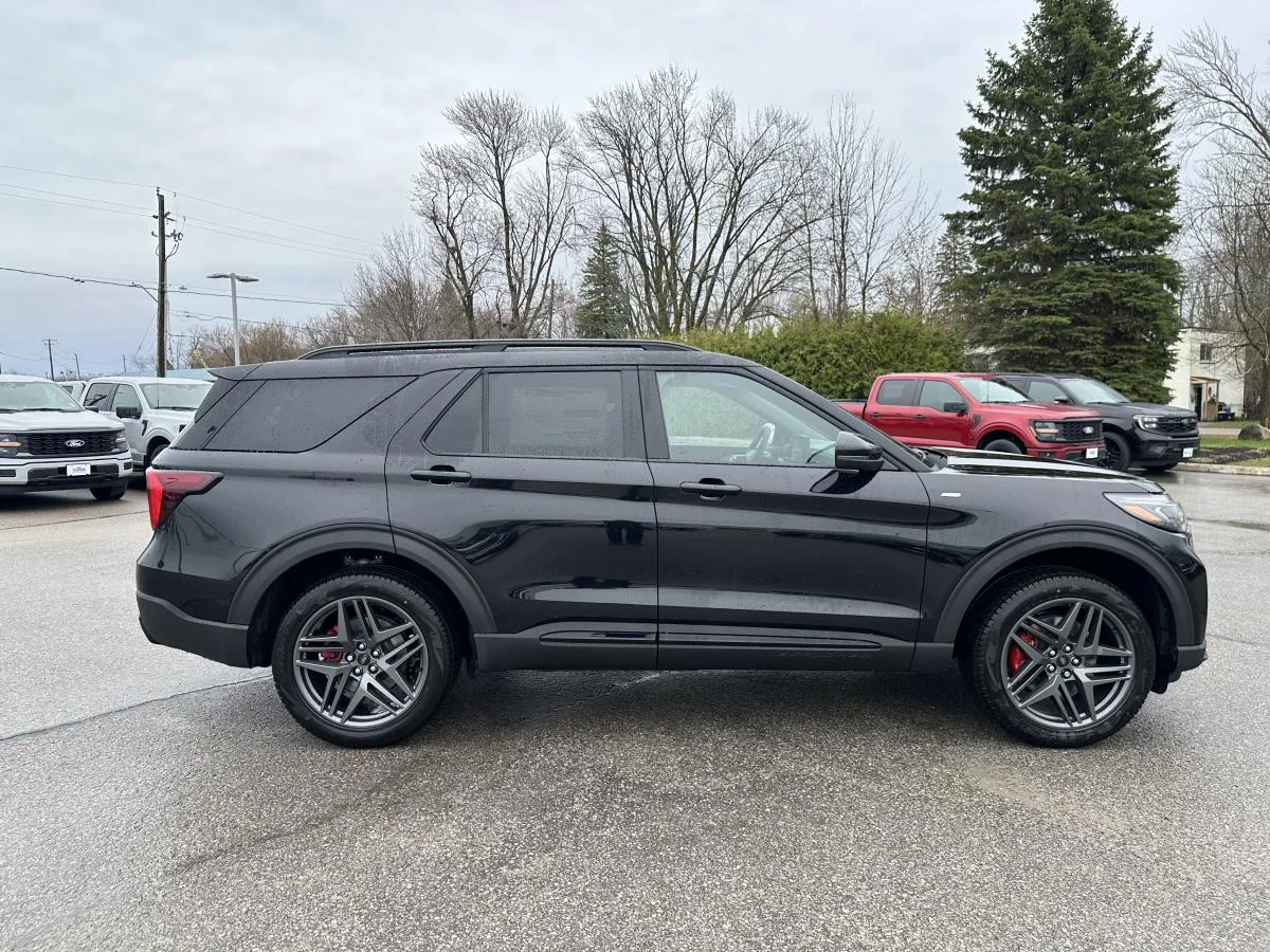 Used 2026 Black Ford St-Line image 4