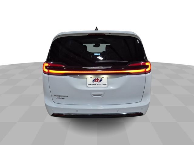 Used 2023 Bright White Clearcoat Chrysler Touring L image 7