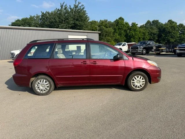 Used 2006  Toyota CE image 5