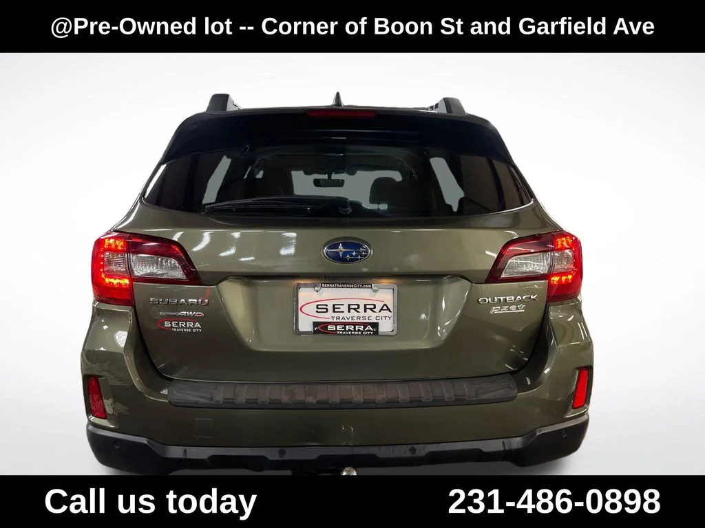 Used 2017 Green Subaru 2.5i image 4