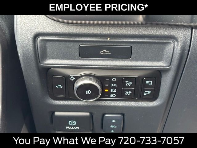 New 2026 Iconic Silver Metallic Ford Lariat® image 29