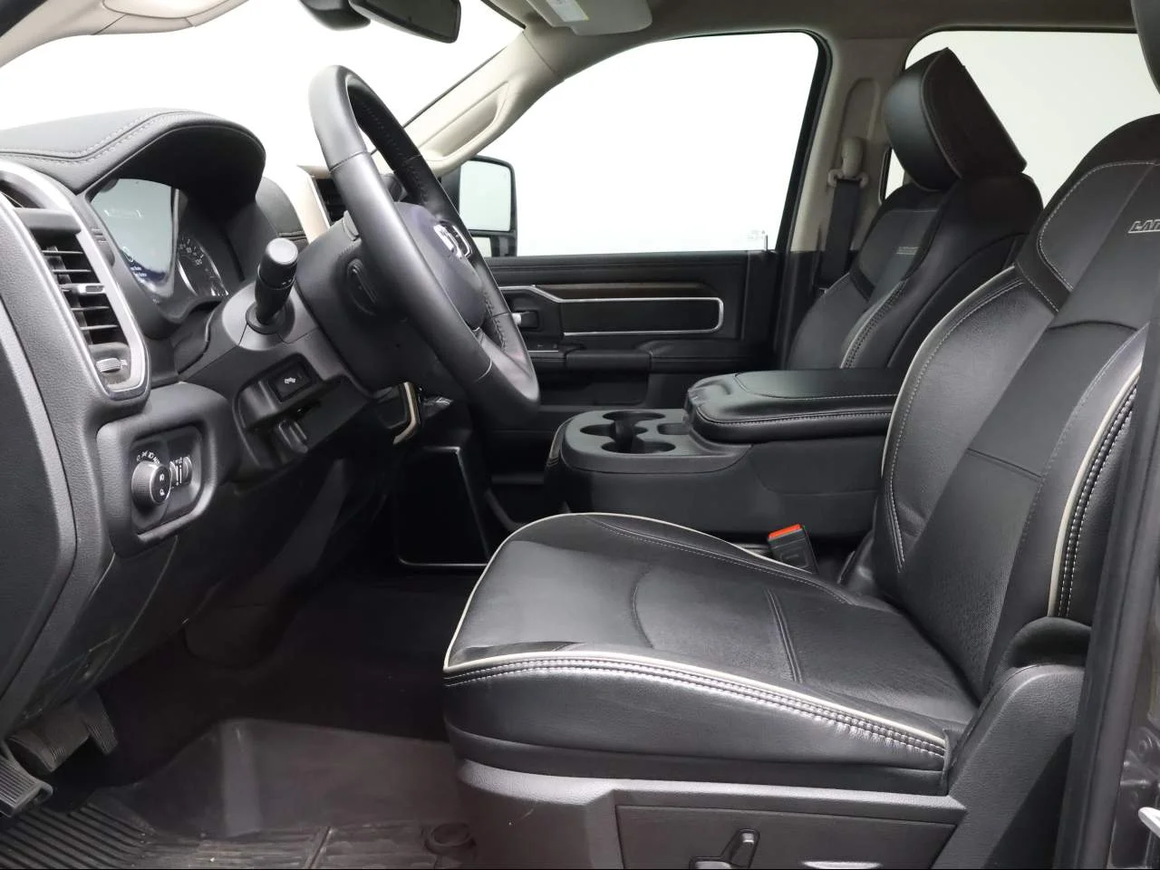 Used 2024 Granite Crystal Metallic Clear Coat Ram Laramie Crew Cab image 8