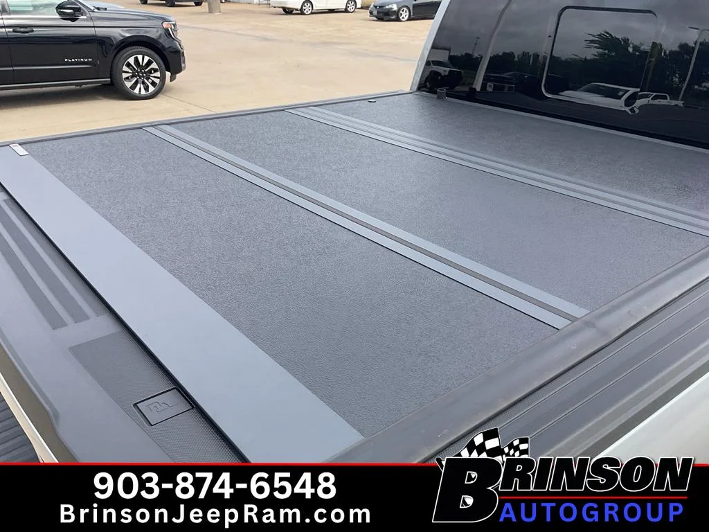 Used 2023 Iconic Silver Metallic Ford XLT image 11