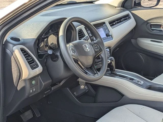 Used 2019 Lunar Silver Metallic Honda LX image 2