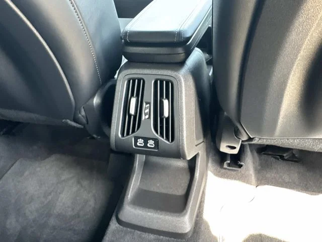 Used 2025 Silver BMW xDrive28i image 18