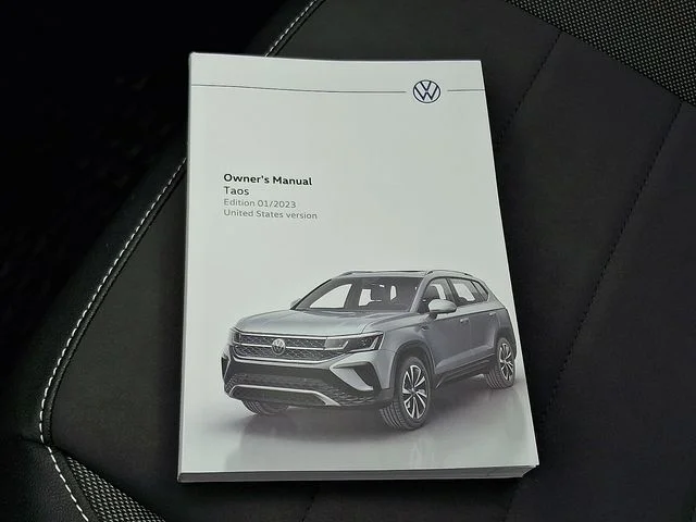 Certified Used 2023 Gray Volkswagen 1.5T SE image 26
