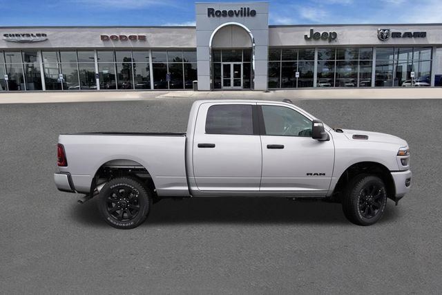 New 2026 Silver-Zynith Exterior Paint RAM Big Horn image 2