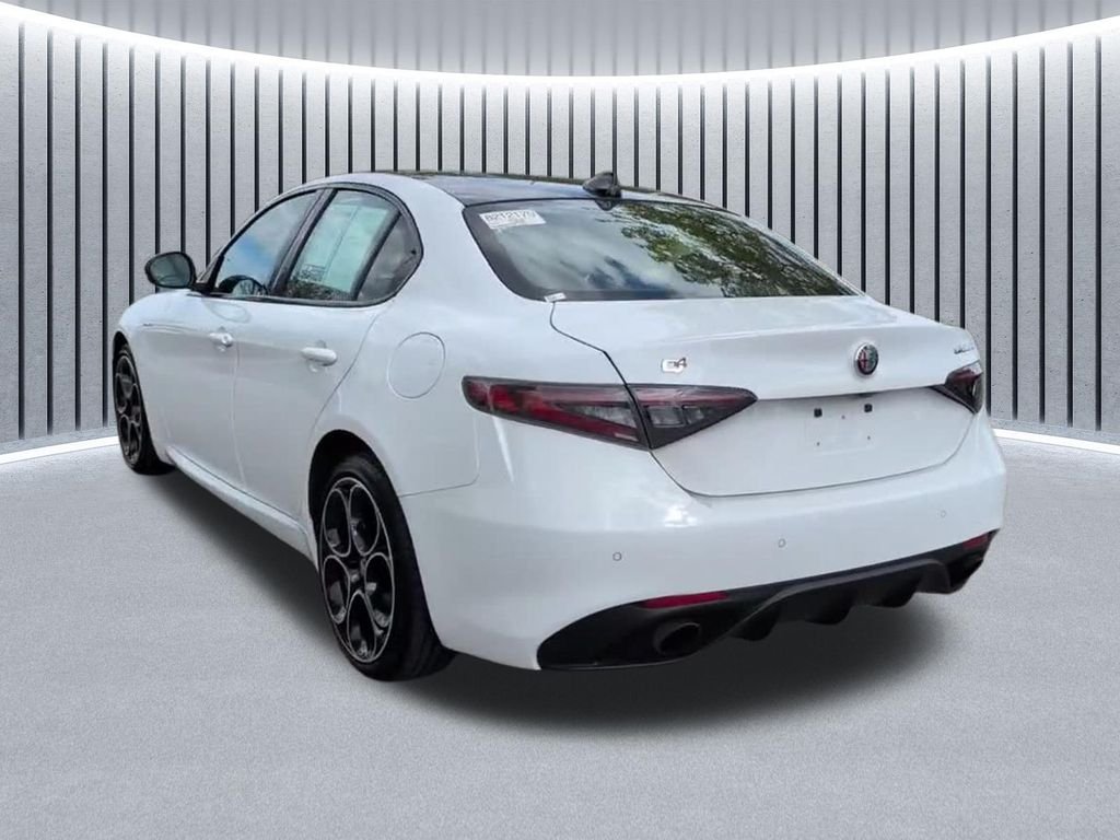 Used 2024 White Alfa Romeo Veloce image 14