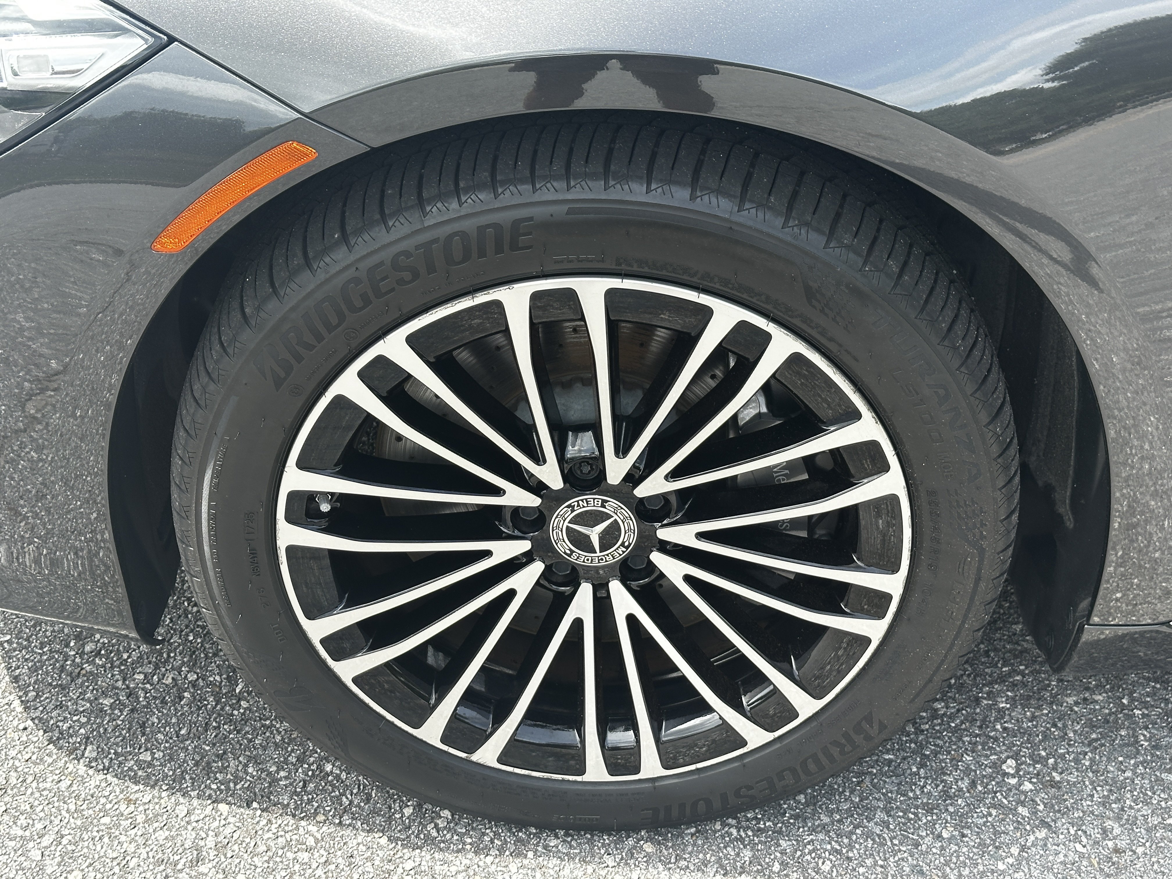 Certified Used 2023 Gray Mercedes-Benz S 580e image 13
