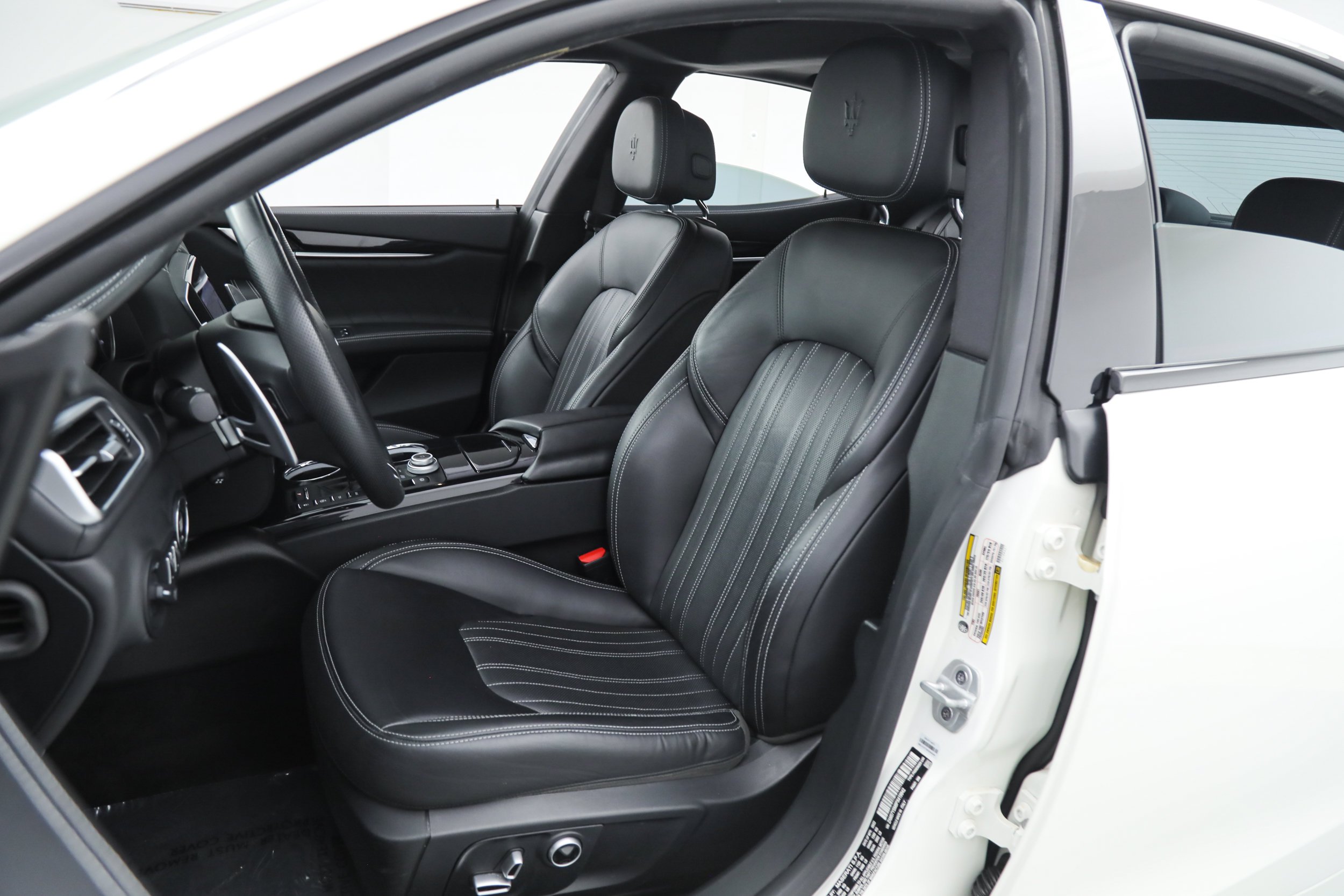 Certified Used 2023 White Maserati Modena image 17