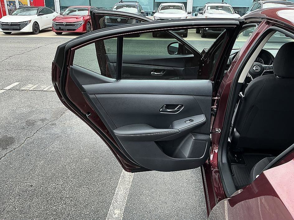 Used 2025 Rosewood Metallic Nissan SV image 23