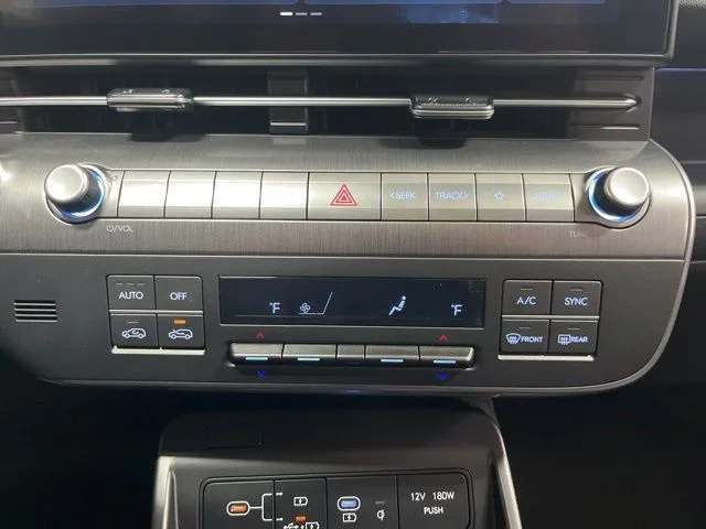 Used 2024 Cyber Gray Metallic Hyundai Limited image 51