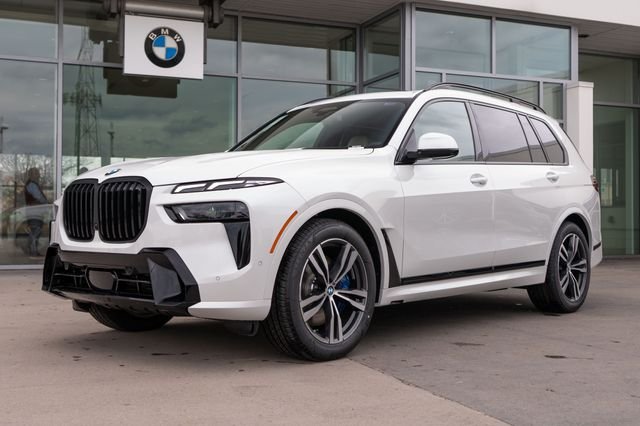 2026 BMW X7 xDrive40i's photo