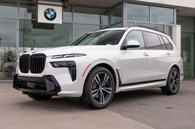 2026 BMW X7 xDrive40i's photo