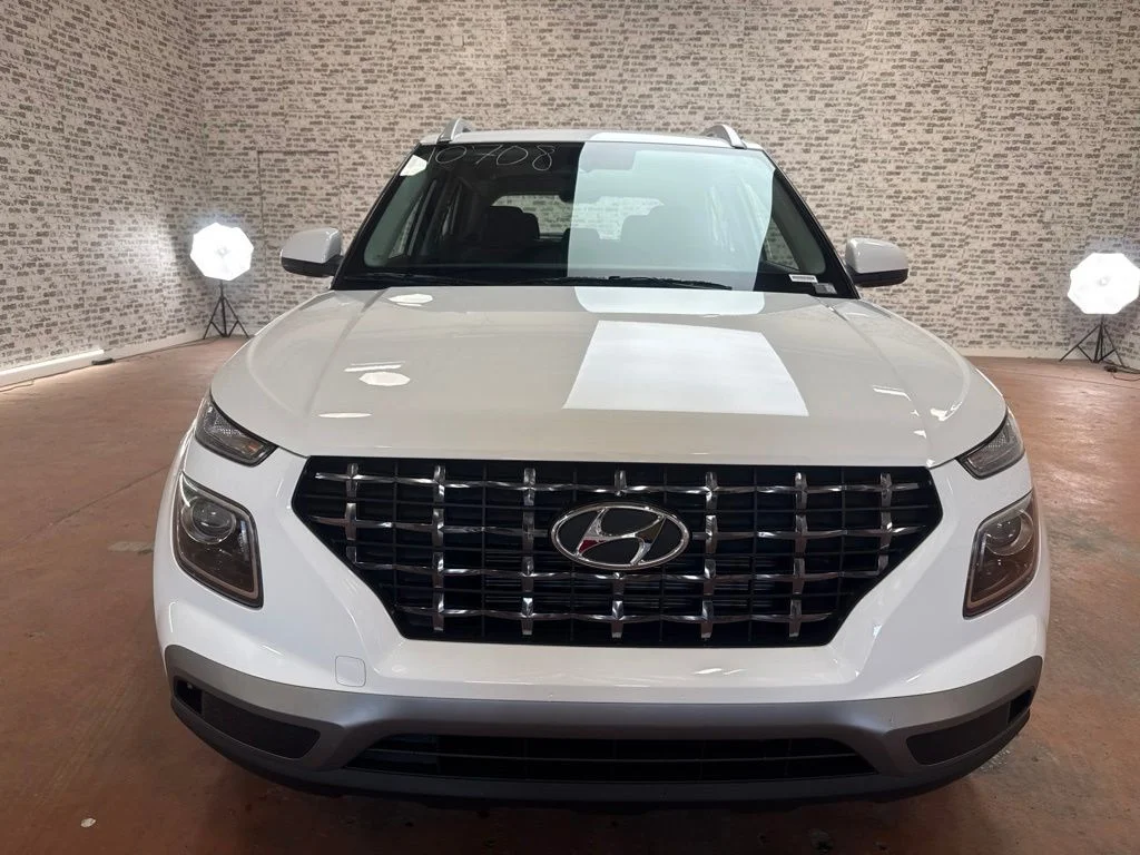 New 2026 Lunar White Hyundai SEL image 2