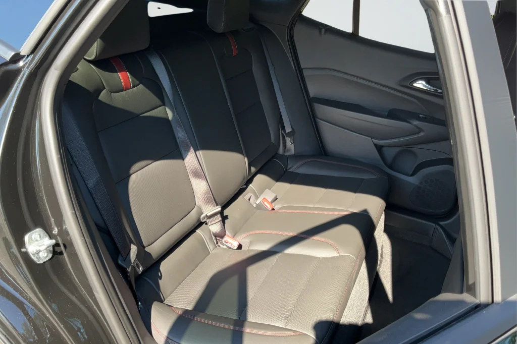 New 2026 Mosaic Black Metallic Chevrolet 2RS image 17