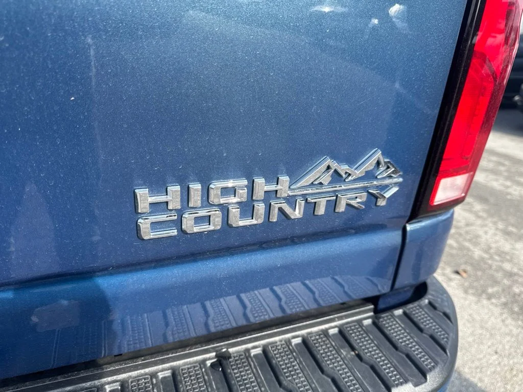 Used 2026 Blue Chevrolet High Country image 50