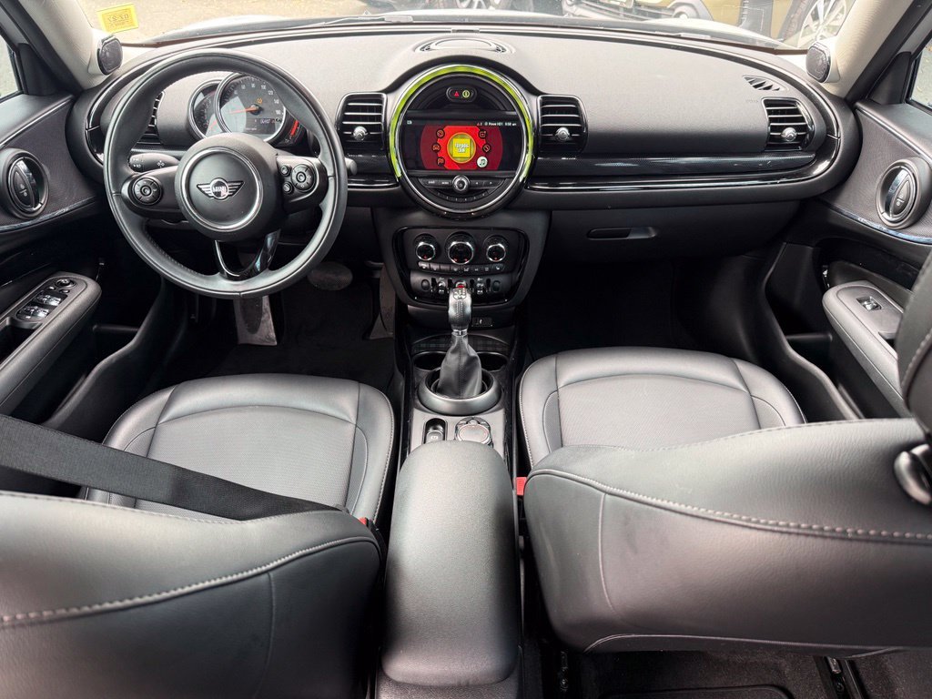 Used 2019  MINI  image 25