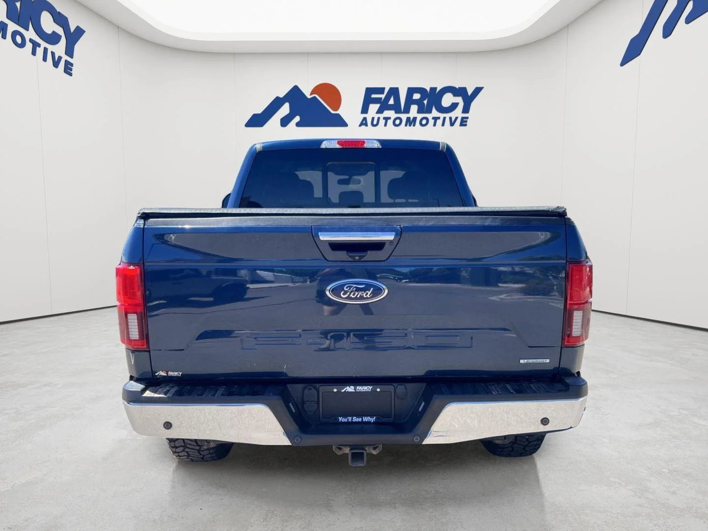 Used 2019 Blue Jeans FORD LARIAT image 6