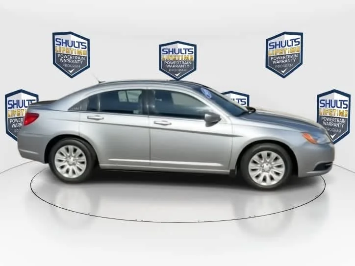 Used 2014 Billet Silver Metallic Clearcoat Chrysler LX image 3