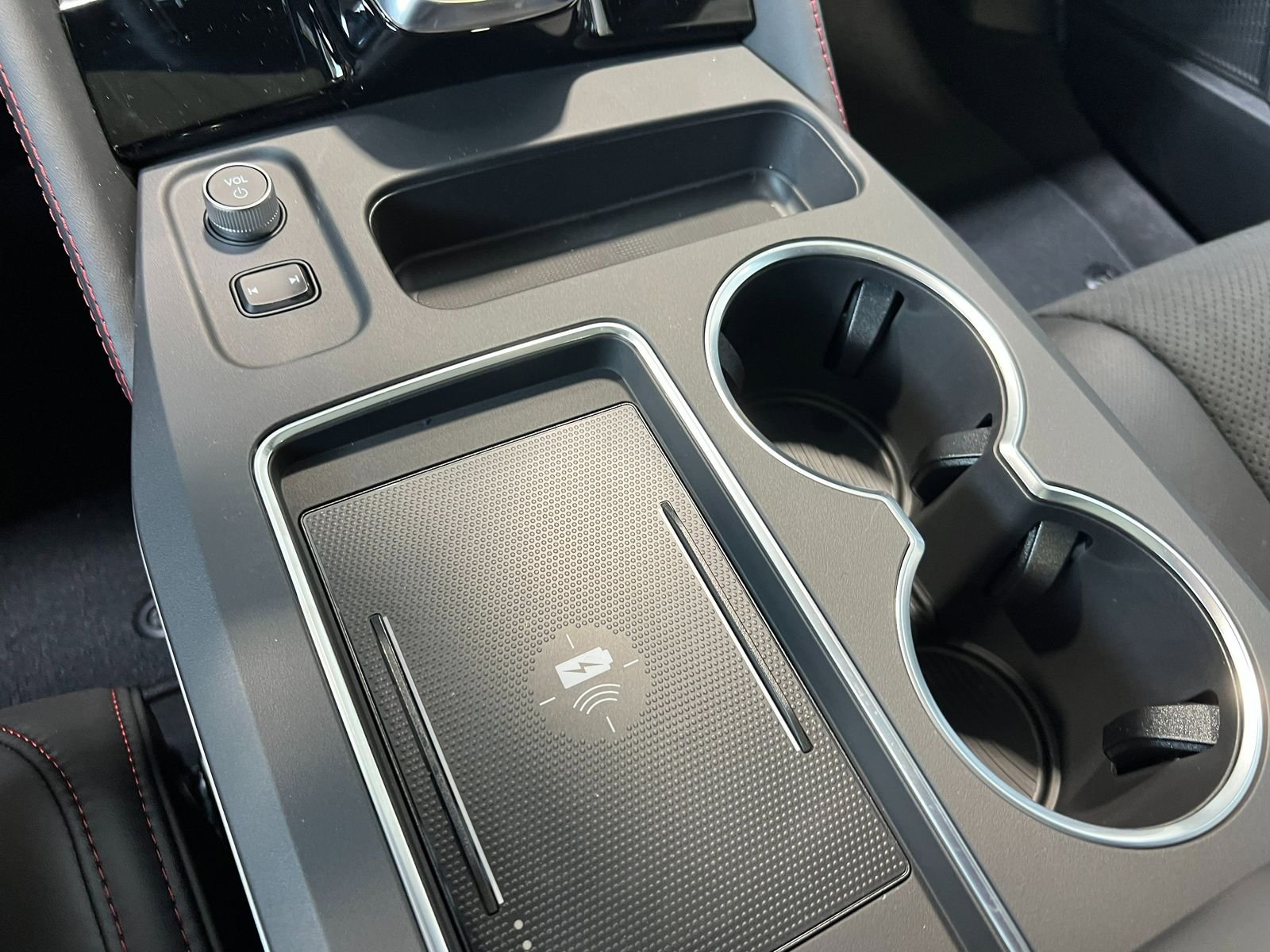 2026 Acura MDX A-Spec Package - Photo 36