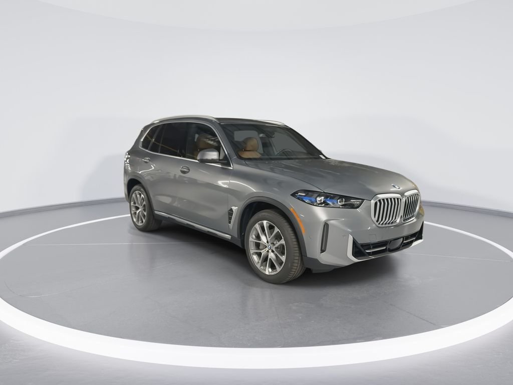 New 2026 Gray Metallic BMW xDrive40i image 2