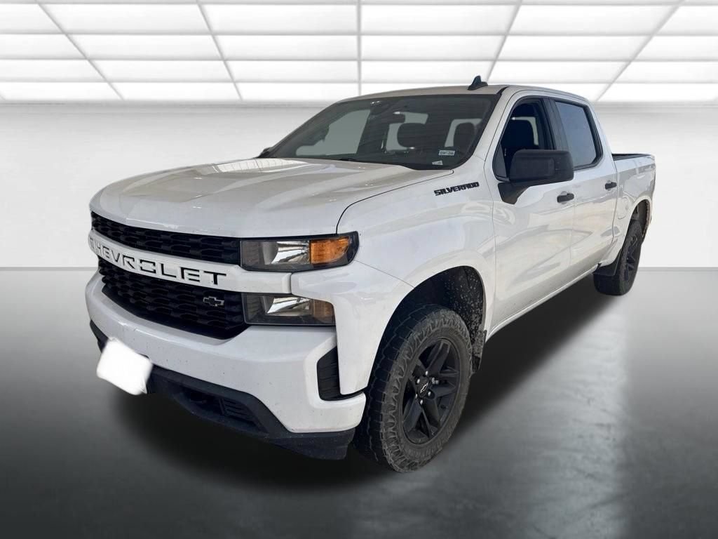 Used 2021 SUMMIT WHITE Chevrolet Custom image 4