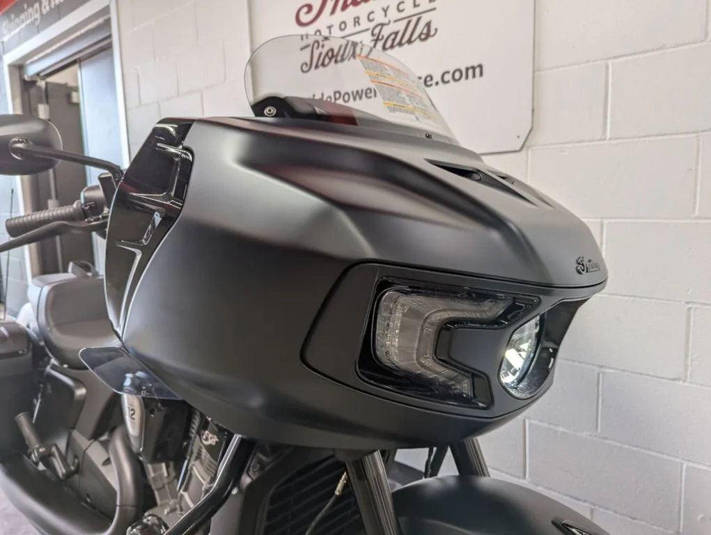 New 2026 BLACK SMOKE Indian Motorcycle  image 4