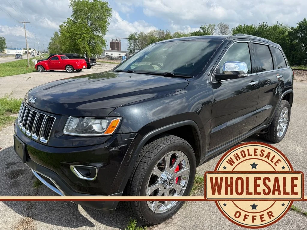 Used 2014 Black Jeep Limited image 1