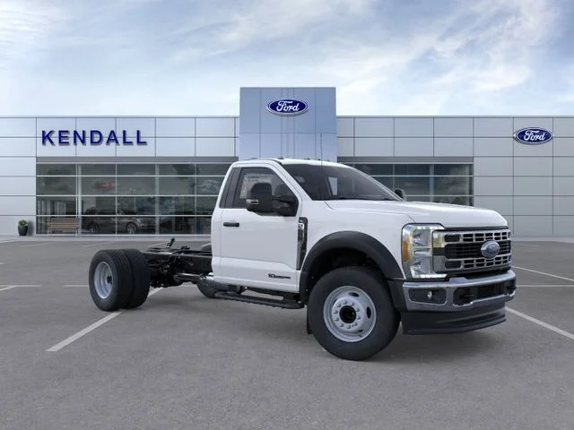 2025 Ford F-600 Super Duty Chassis Cab XL - Photo 7
