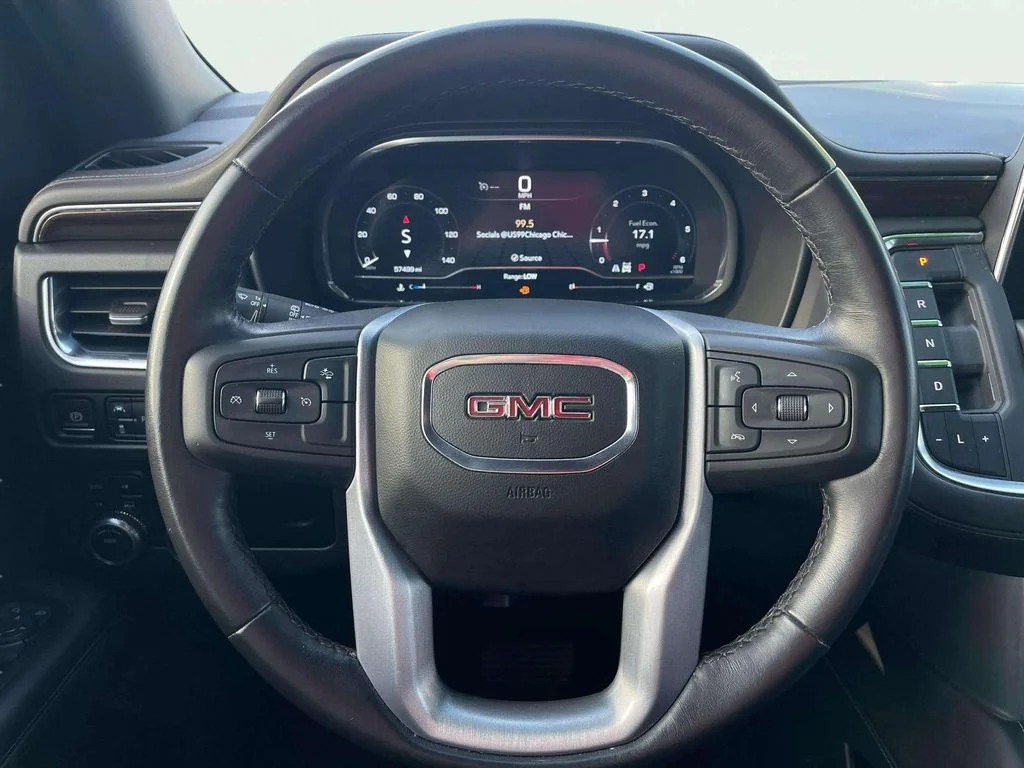 Used 2022 Onyx Black GMC SLE image 18