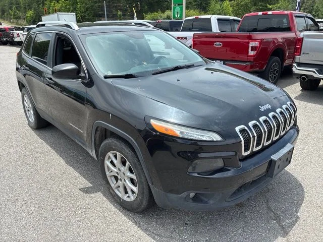 Used 2014 Black Jeep Latitude image 4