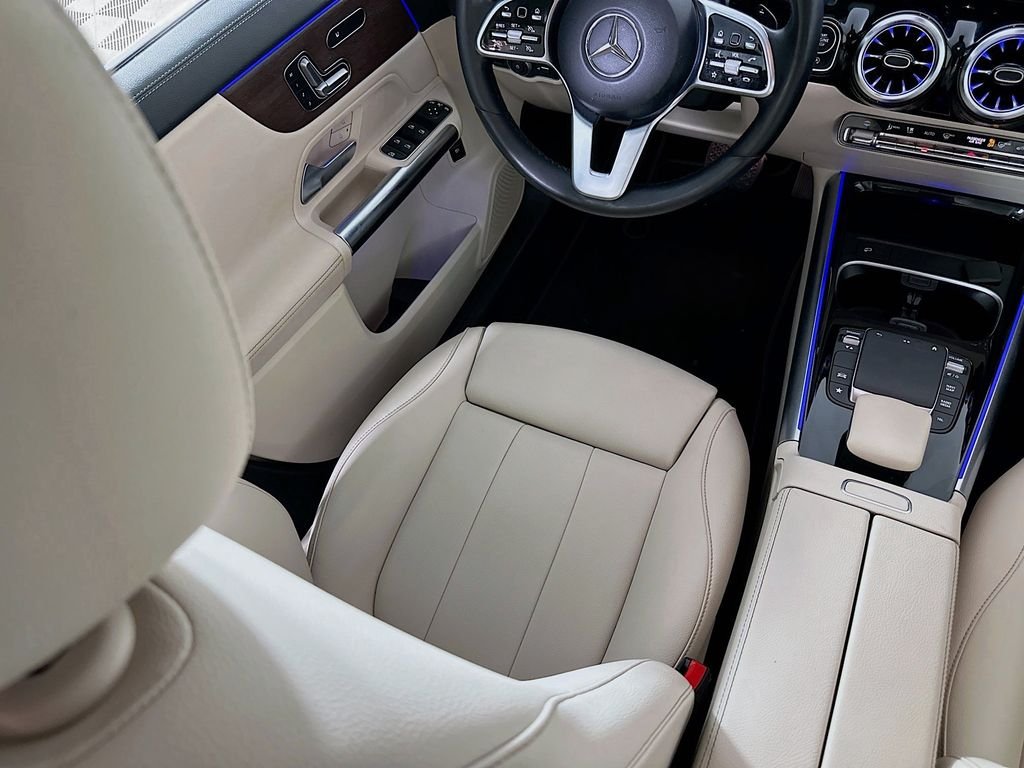 Used 2023 Gray Mercedes-Benz GLA 250 image 19