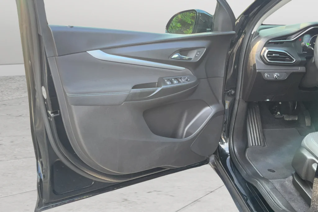 Used 2023 Black Chevrolet LT image 11