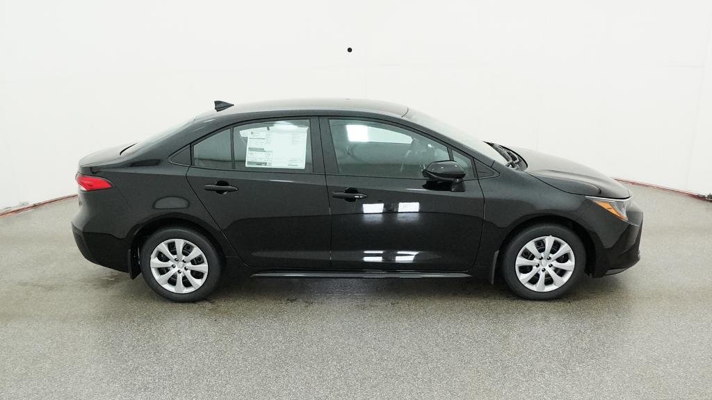 New 2026 Midnight Black Metallic Toyota LE image 14