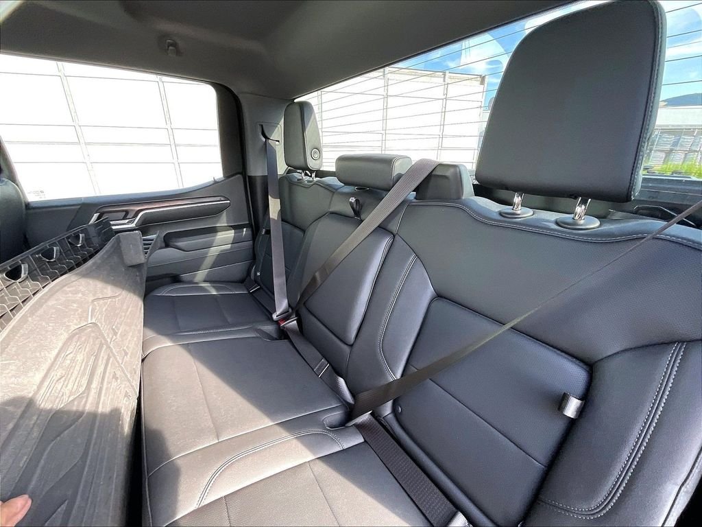 Used 2023 Black GMC SLT image 15