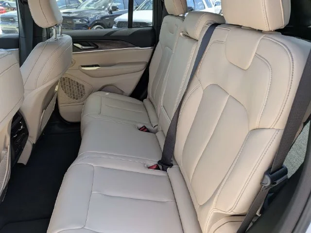 New 2027 White Jeep Limited image 13