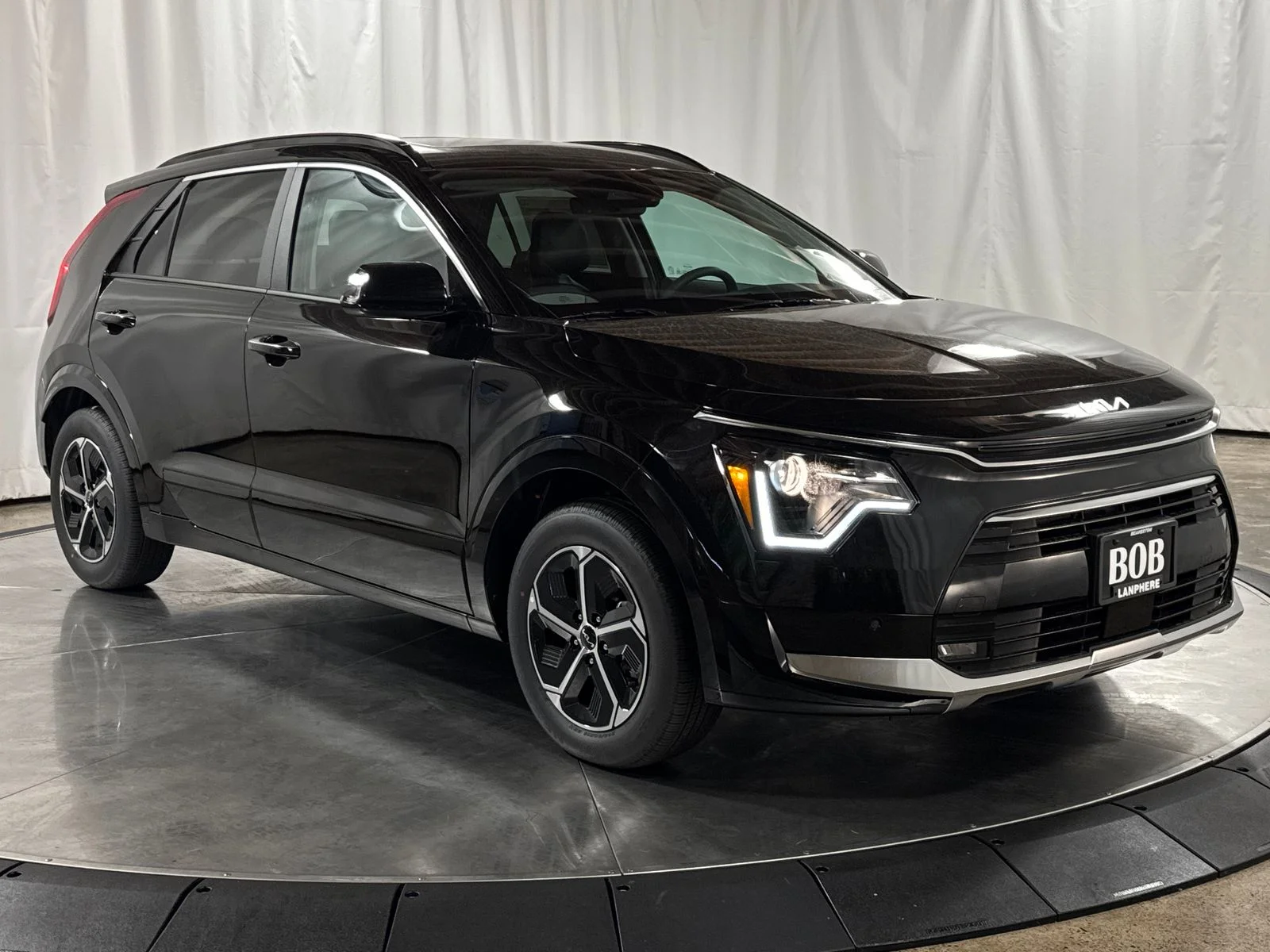 New 2026 Aurora Black Kia SX image 7