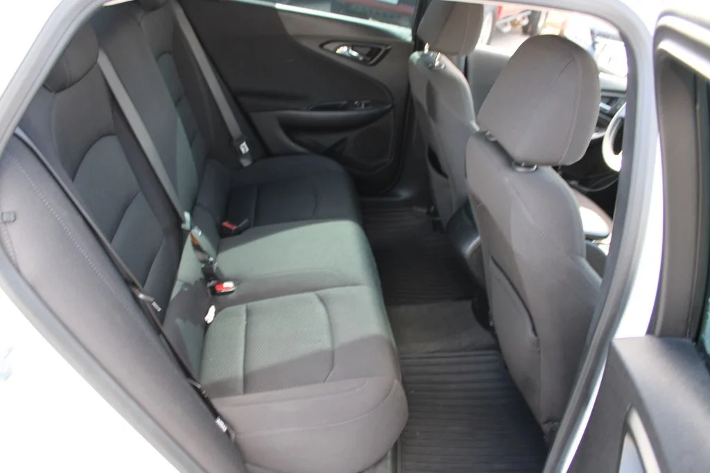 Used 2020 White Chevrolet LS image 11