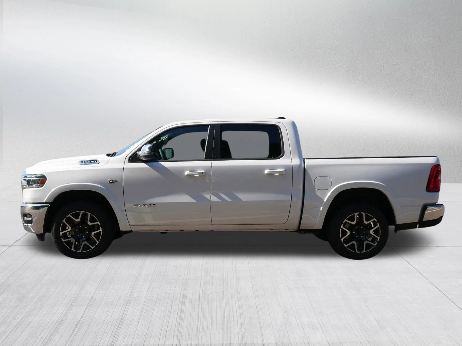 New 2026 Bright White Clear-Coat Exterior Paint RAM Laramie image 4