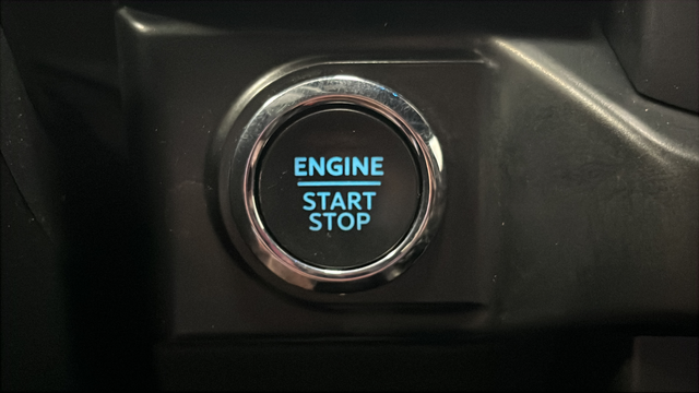 Used 2024 Avalanche Gray Ford XLT image 9