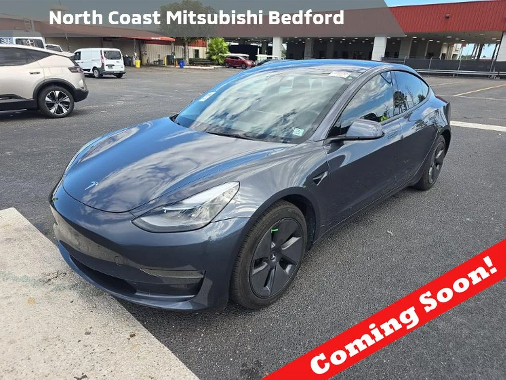 2023 Tesla Model 3 -'s photo